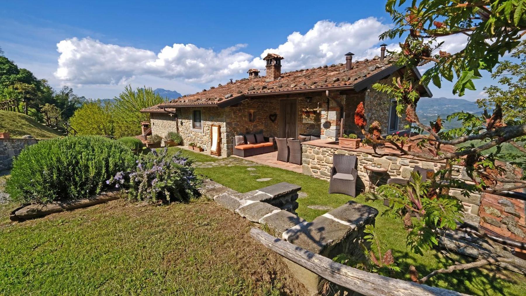 La Locanda Del Moro Pieve Fosciana Exterior photo
